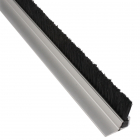 Streifenbürste 7032 - 90 Winkel - mit Alu-Profil eloxiert (silber), Besatz PA6 schwarz glatt, auf Maß